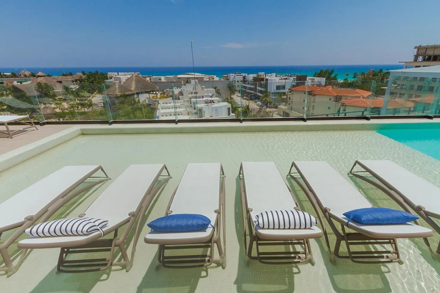 The Boat Playa Del Carmen Appartement 0*,