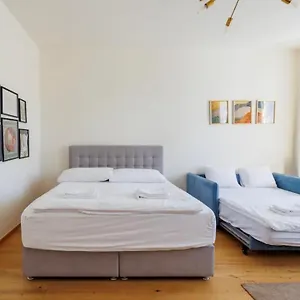 Near Hauptbahnhof - Kingsize Bed Apartamento Viena