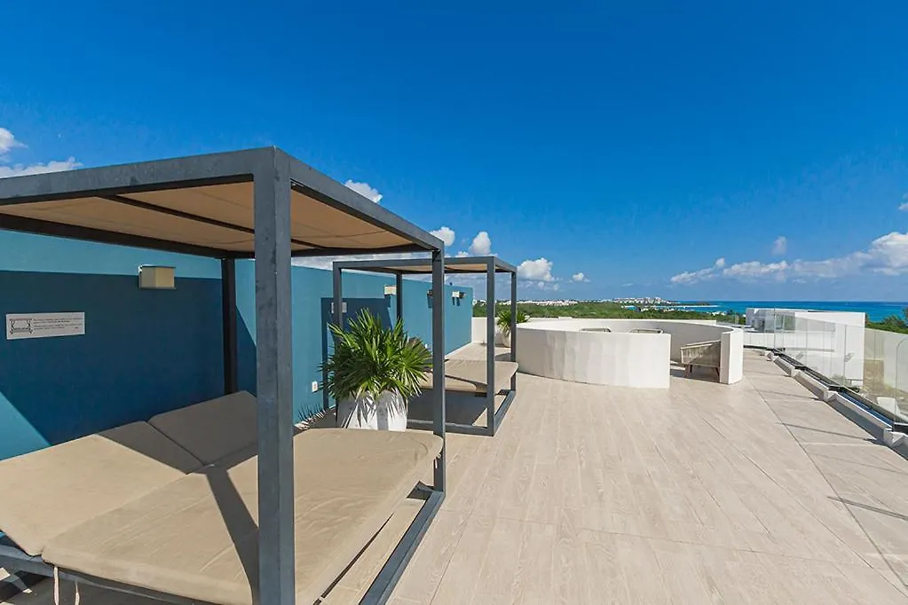The Boat Playa Del Carmen Apartment